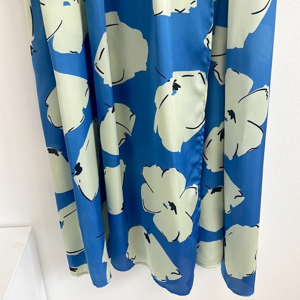 Topshop Crinkle Texture Wrap Front Midi Dress Blue Floral NWT - Picture 9 of 16